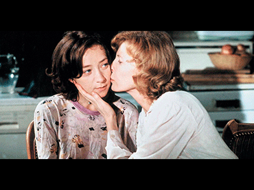 Chantal Akerman. Demain on déménage [Tomorrow We Move]. Film, 2004