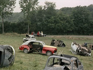 Jean-Luc Godard. Weekend. Película, 1967, VOSE, color, 105’ Jean-Luc Godard. Weekend. Película, 1967, VOSE, color, 105’