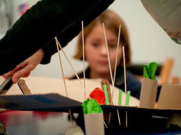 Workshop conducted by the collective Chiquitectos © Photograph: Ana Amado 