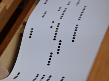 Partitura de órgano mecánico. Licencia Creative Commons CC0  Partitura de órgano mecánico. Licencia Creative Commons CC0