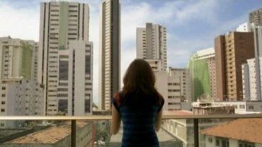 Kleber Mendonça Filho. <em>O som ao redor</em> (Sonidos del barrio). Película, 2012