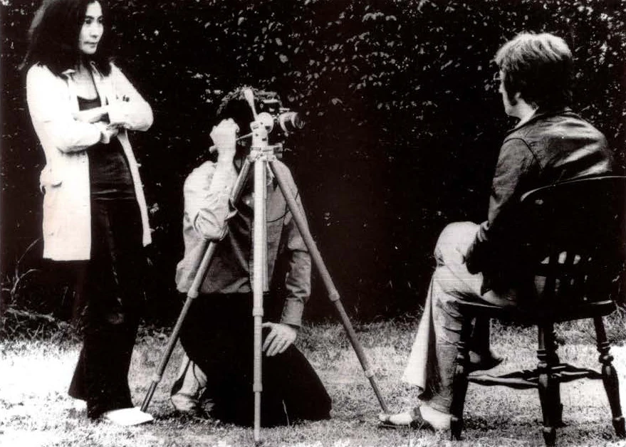 Peter Fordham. Yoko Ono y John Lenon filmando Imagine, 1970