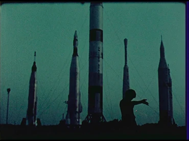 Kidlat Tahimik. Sinong Lumikha ng Yoyo? Sinong Lumikha ng Moon Buggy? [¿Quién inventó el yoyó? ¿Quién inventó el vehículo lunar?]. Película, 1978