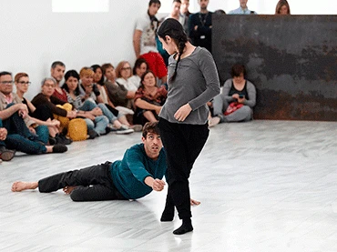 Compañía Carmen Fumero, …Eran casi las dos, en el Museo Reina Sofía el Día Internacional de los Museos 2016. Fotografía: Joaquín Cortés/Román Lores © Museo Reina Sofía