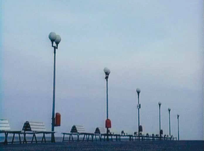 Christoph Giradet y Matthias Müller. Beacon, 2002