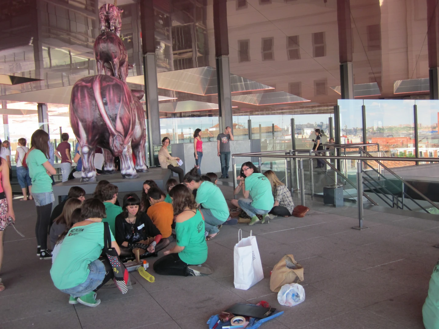 Miradas insólitas sobre el objeto. Museo Reina Sofía, 2011
