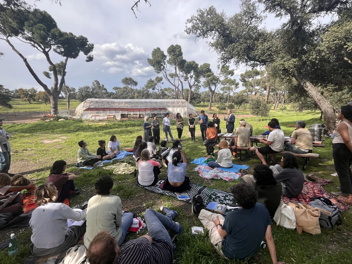 Encuentro de lectura colectiva con el programa Cultura para la Paz, Casa de Campo, Madrid, 24 de abril de 2025