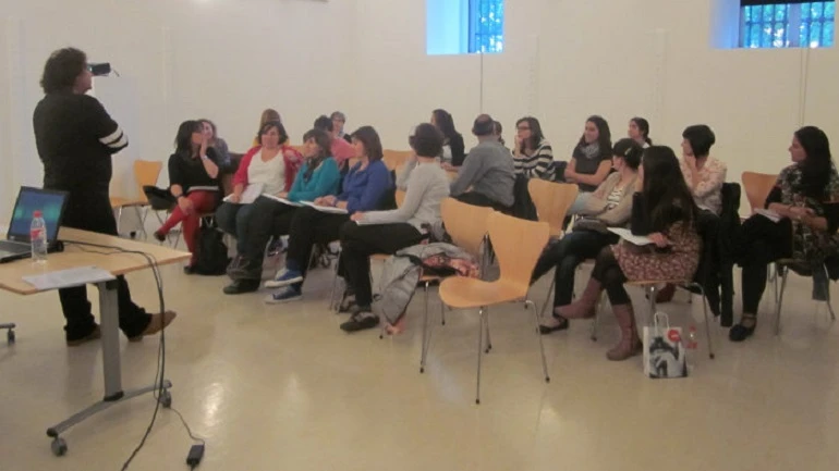 Momento de una sesión preparatoria para profesores