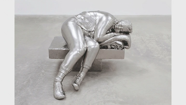 Charles Ray. Sleeping woman. Escultura, 2012. Cortesía de Matthew Marks Gallery