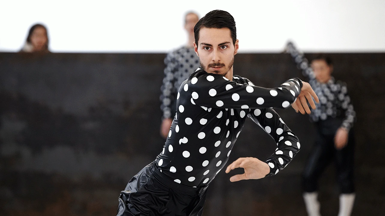 Estreno de Equal Elevations de la compañía La Veronal en el Museo Reina Sofía el Día Internacional de la Danza 2016. Fotografía: Joaquín Cortés/Román Lores © Museo Reina Sofía