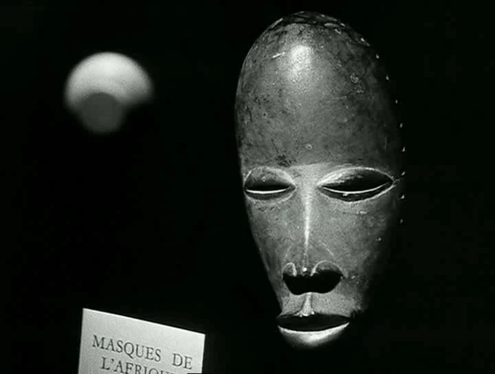 Alain Resnais y Chris Marker, Les statues meurent aussi [Las estatuas también mueren], 1953, película