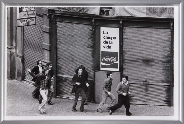 Colita, Manifestación pro-amnistía, Barcelona, 1976, 1976 / Copia posterior, 2011. Fotografía. Colección Museo Nacional Centro de Arte Reina Sofía