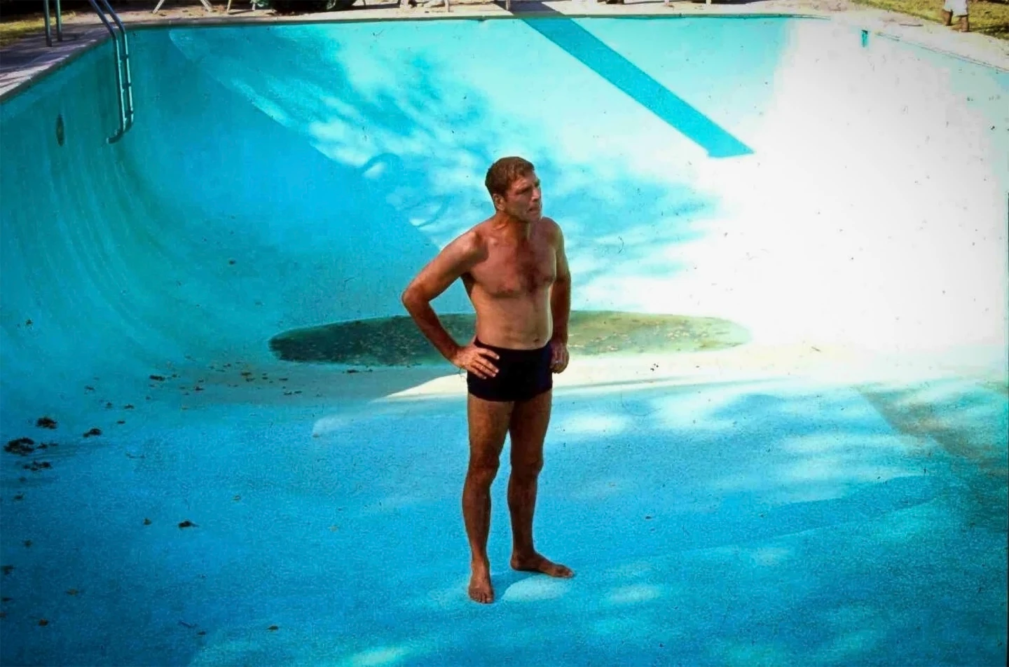 La piscina: nadar o hundirse