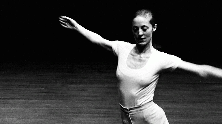 Ruth Childs en Katema, de Lucinda Childs © Mehdi Benkler