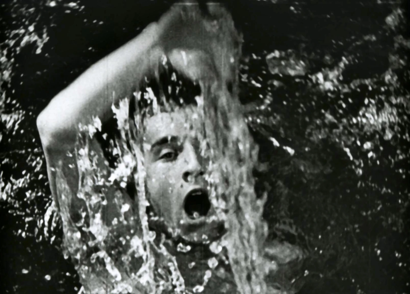 Jean Vigo, Taris, ou la natation [Taris, rey del agua], 1931, película