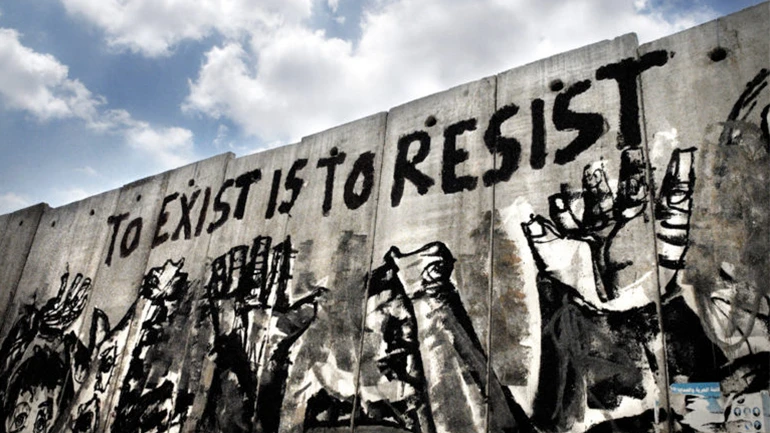 To Exist is to Resist. Tulkarem (Palestina), 2006. ©MAYSUN