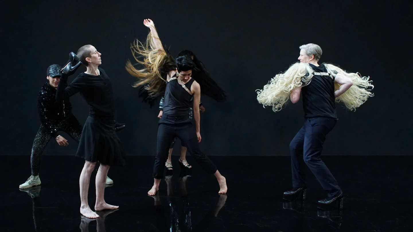 Pauline Boudry y Renate Lorenz, Moving Backwards, 2019, película 