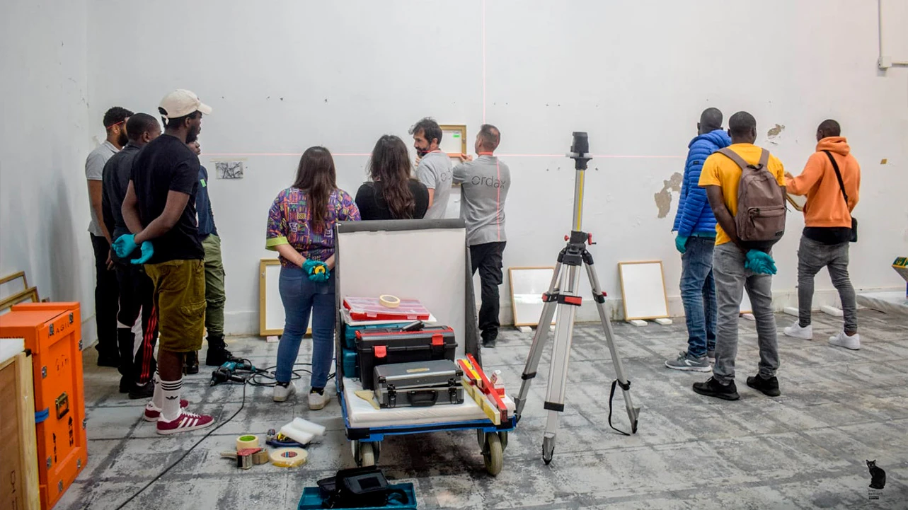  Practical session on managing the storage of artworks, Museo Reina Sofía, 2022. Photograph: Ela Rabasco (Ela R que R)