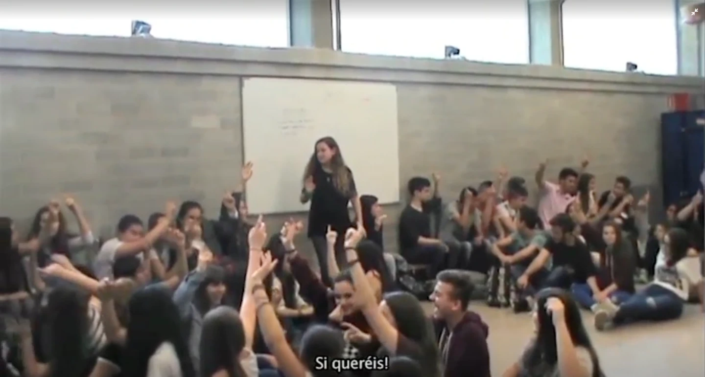 Luz Broto Lema, Salir del aula. Un día sin profes, 2017, película