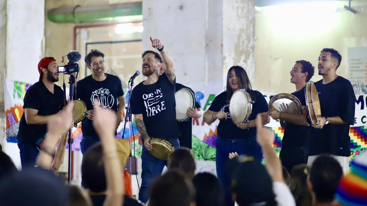Pleneros del Exilio. Fotografía cortesía de los artistas