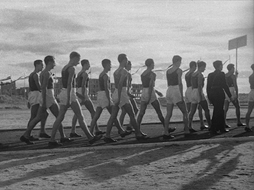Santos Yubero, Martín. Exhibición deportiva en Ciudad Universitaria. Fotografía b/n, s/f.