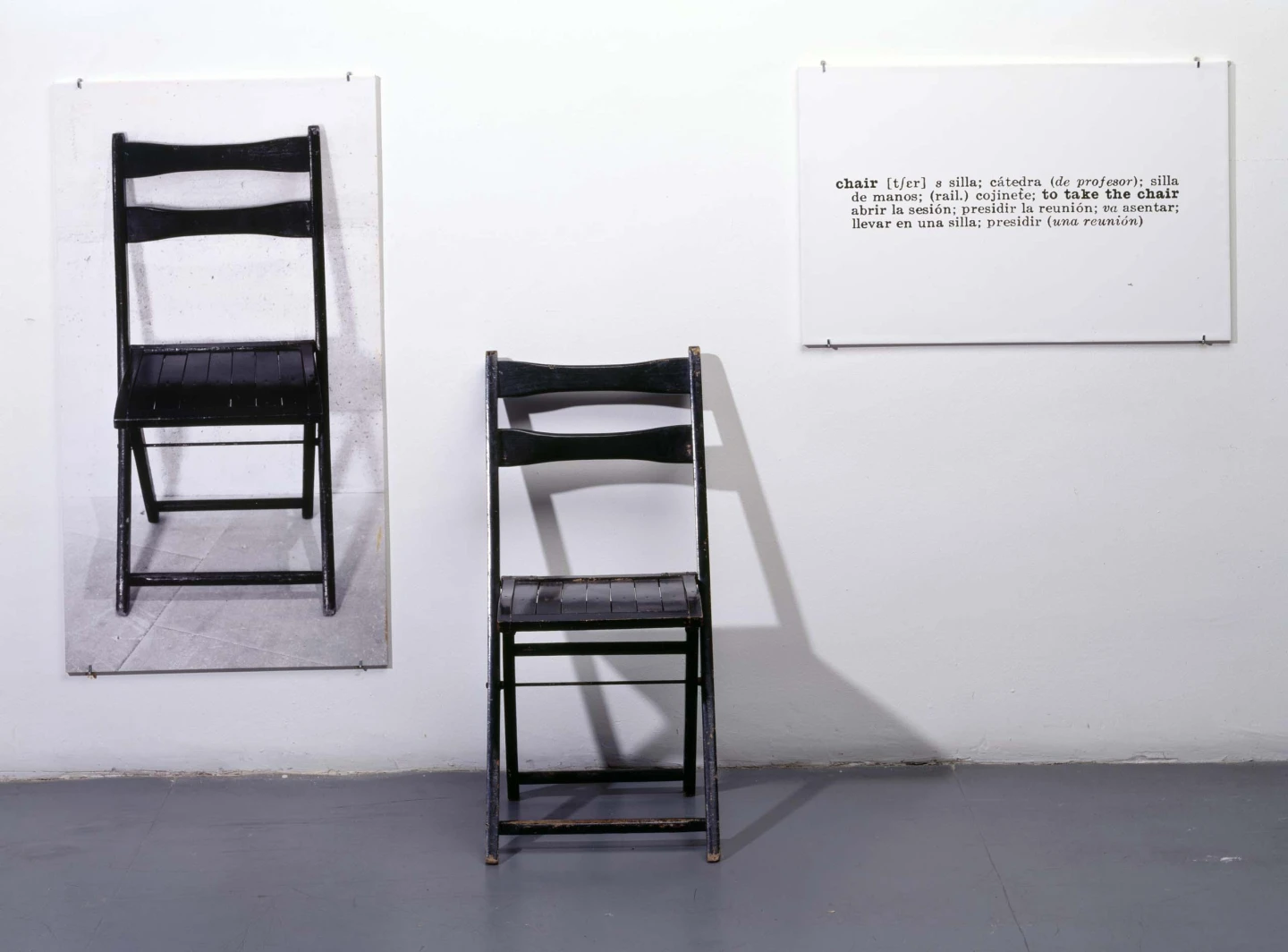 Joseph Kosuth. One and Three Chairs [Una y tres sillas]