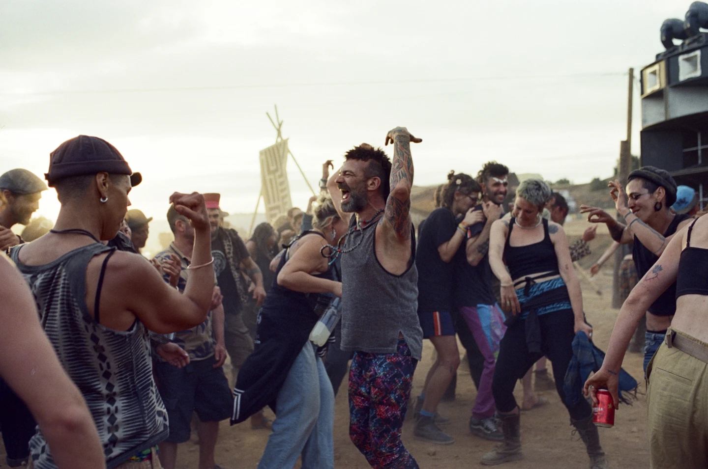 Oliver Laxe, Sirāt, 2025, película