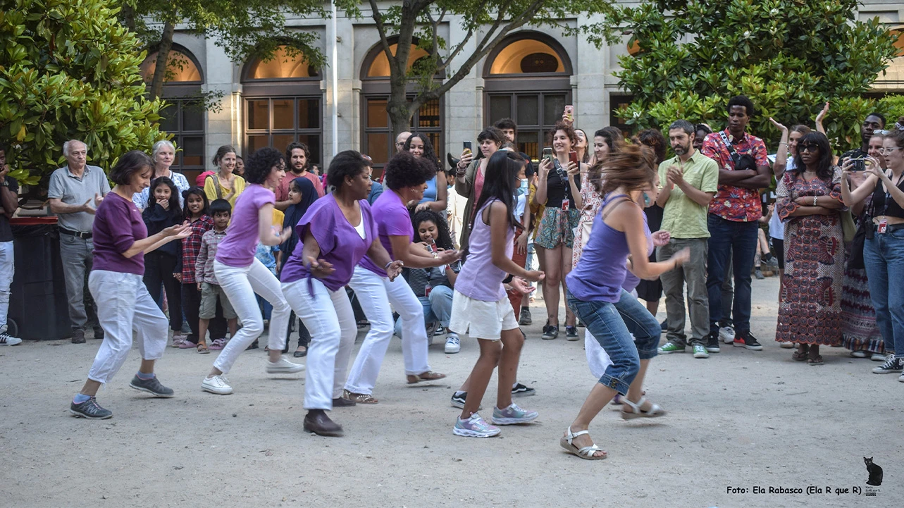 Neighbourhood Picnic, Museo Reina Sofía Garden, 2022. Photograph: Ela Rabasco (Ela R que R)
