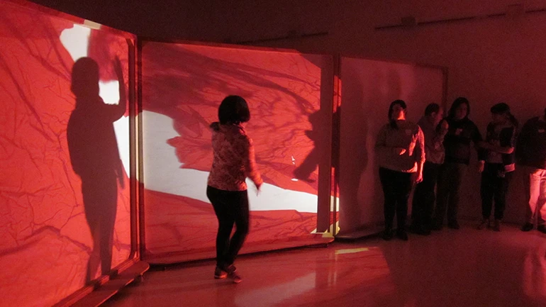 Un momento de la actividad Actuar en la sombra, Museo Reina Sofía