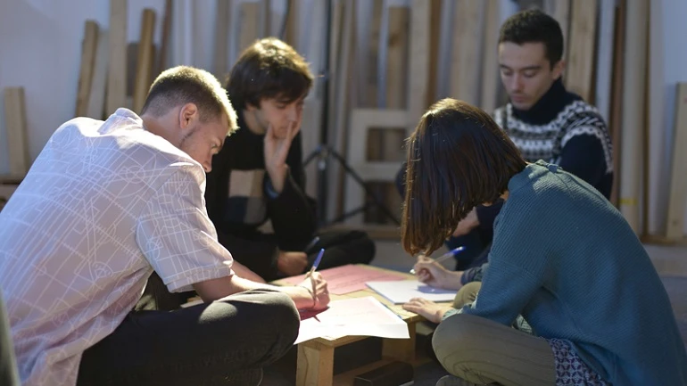 Un momento del taller Work, Word, World de Somosnosotros con Equipo. Fotografía de Deseo Márquez