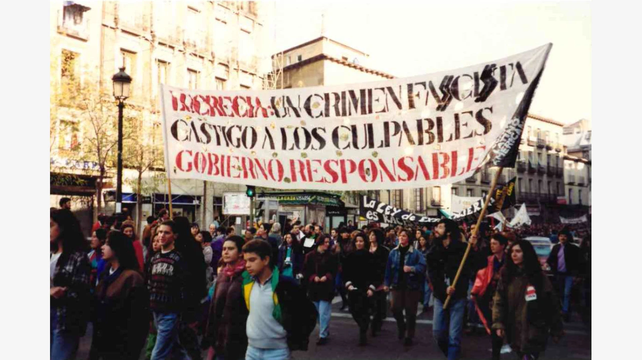 Imágenes de concentración contra la Ley de Extranjería, abril de 1991, Madrid. Fotografía: Rose Maloka