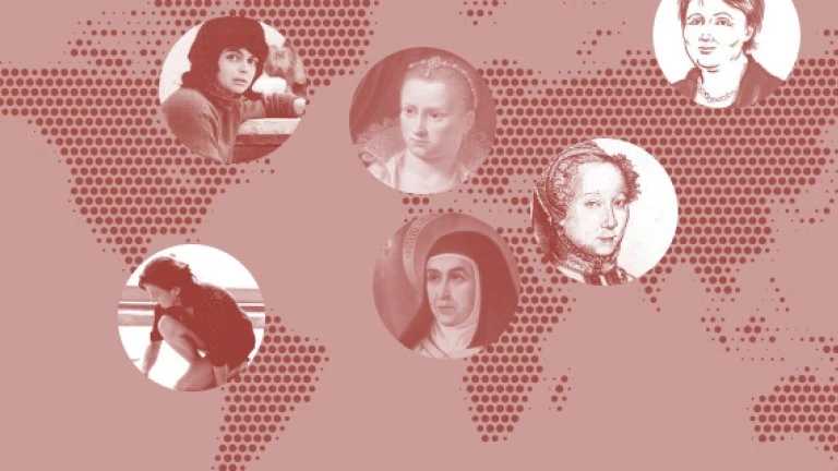 Mapa del mundo en tonos rojizos con retratos de mujeres destacadas superpuestos en diferentes regiones geográficas. Los retratos representan figuras históricas y contemporáneas de distintas partes del mundo, resaltando su impacto en la historia y la cultura.