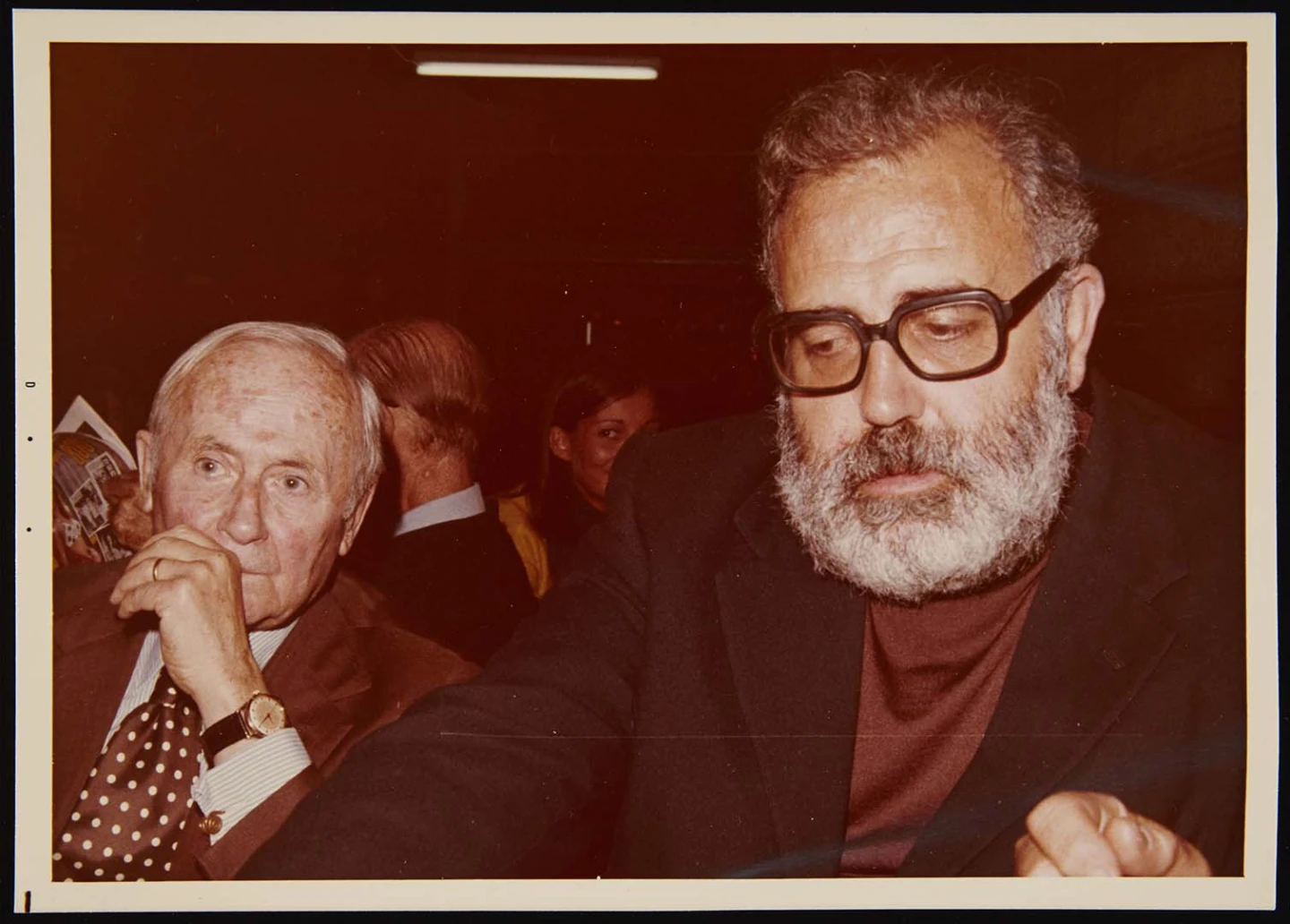 Joan Miró y José María Moreno Galván, 1979. Archivo José María Moreno Galván. Biblioteca y Centro de Documentación del Museo Reina Sofía
