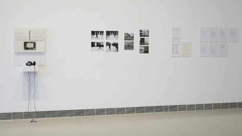 Vistas de la exposición Esther Ferrer. Todas las variaciones son válidas, incluida esta