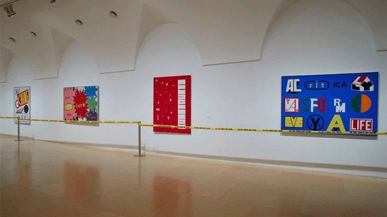Vista de la exposición Rogelio López Cuenca. Yendo leyendo, dando lugar, 2019