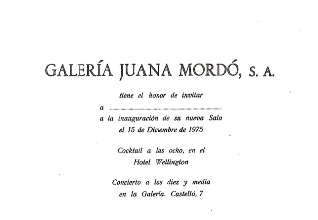Tarjeta invitación para la inauguración de la Galería Juana Mordó de la Calle Castelló, 1975. Biblioteca y Centro de Documentación, Museo Nacional Centro de Arte Reina Sofía, Madrid