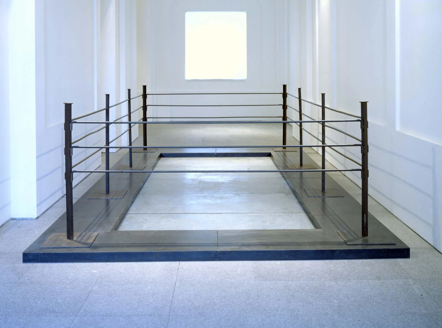Susana Solano. <em>Impluvium</em>, 1987. Escultura. Colección Museo Nacional Centro de Arte Reina Sofía, Madrid
