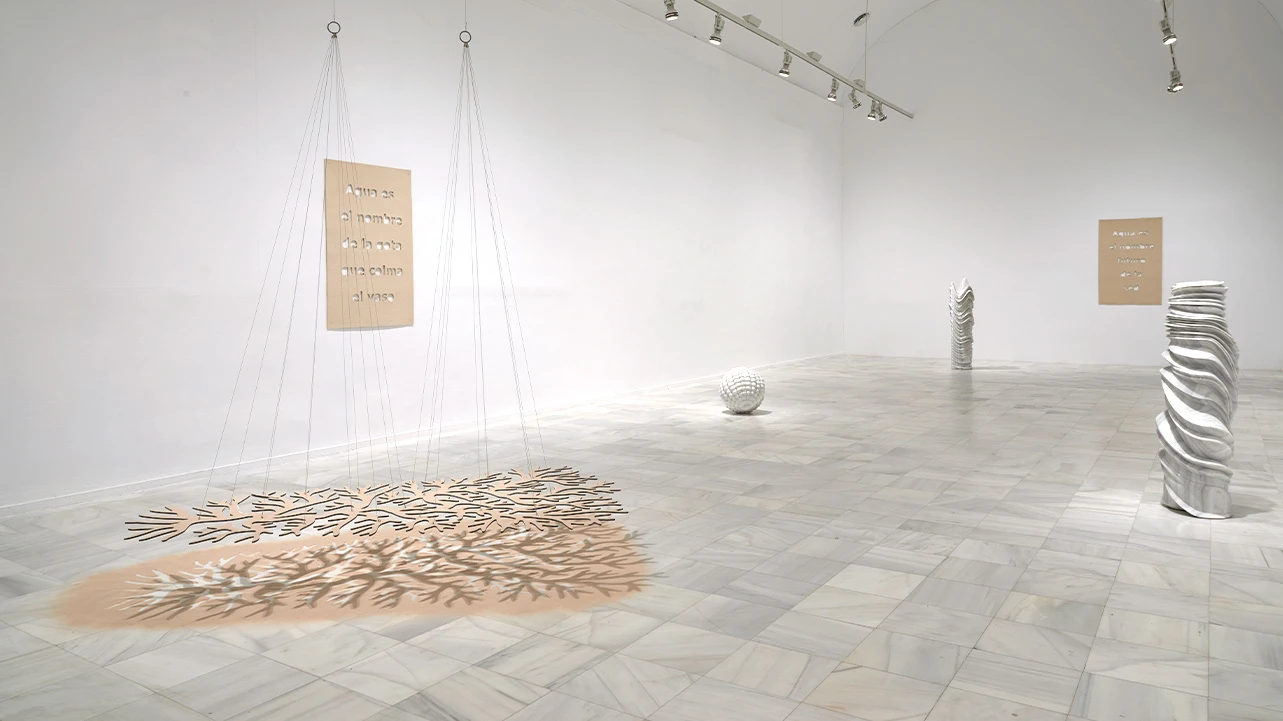 Vista de la exposición Eva Lootz. Hacer como quien dice: ¿y esto qué es?, 2024
