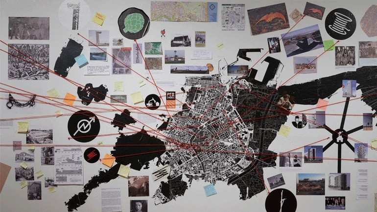 Vista de la exposición Rogelio López Cuenca. Yendo leyendo, dando lugar, 2019