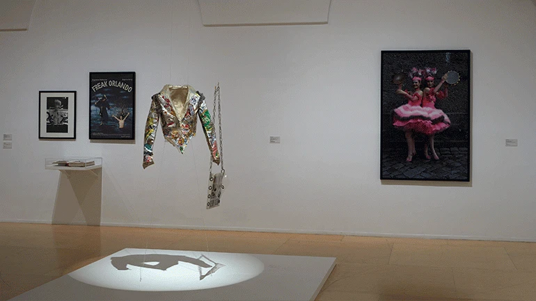 Vista de la exposición Musas insumisas. Delphine Seyrig y los colectivos de vídeo feminista en Francia en los 70 y 80