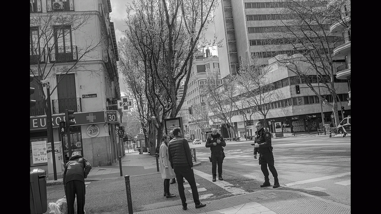 Clemente Bernad. Serie Ante el umbral, Madrid, 2020