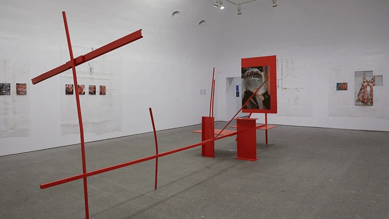 Vista de la exposición Henrik Olesen