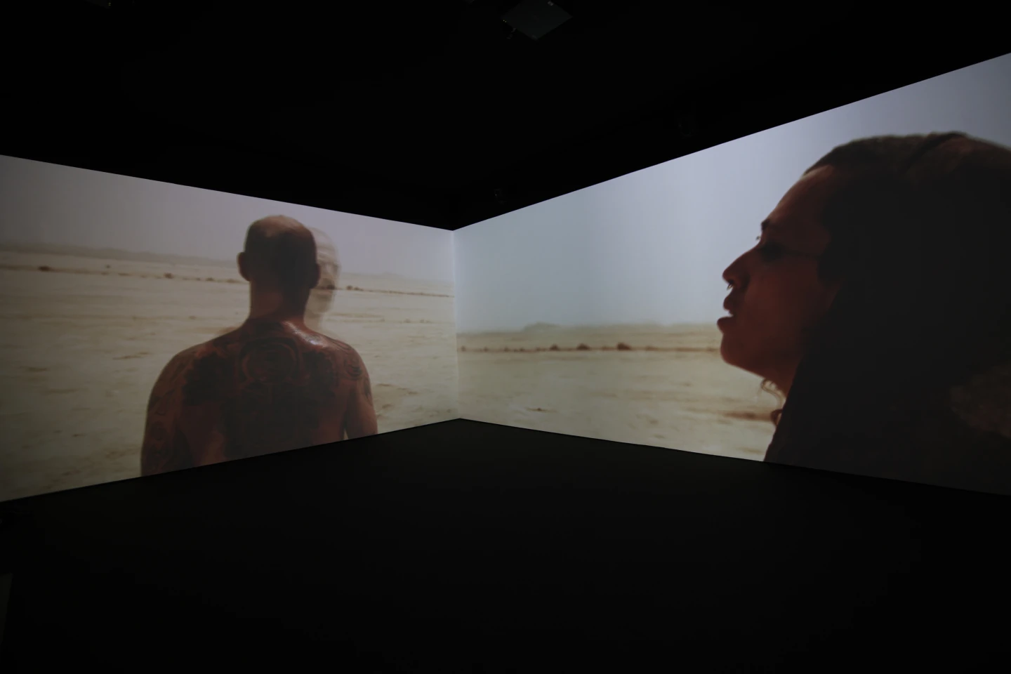 Oliver Laxe. HU هُوَ. Bailad como si nadie os viera, instalación, Museo Reina Sofía, 2025
