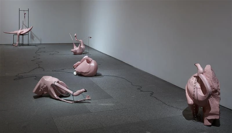 Vista de la exposición Naufus Ramírez-Figueroa. Espectros luminosos, 2025. Museo Reina Sofía