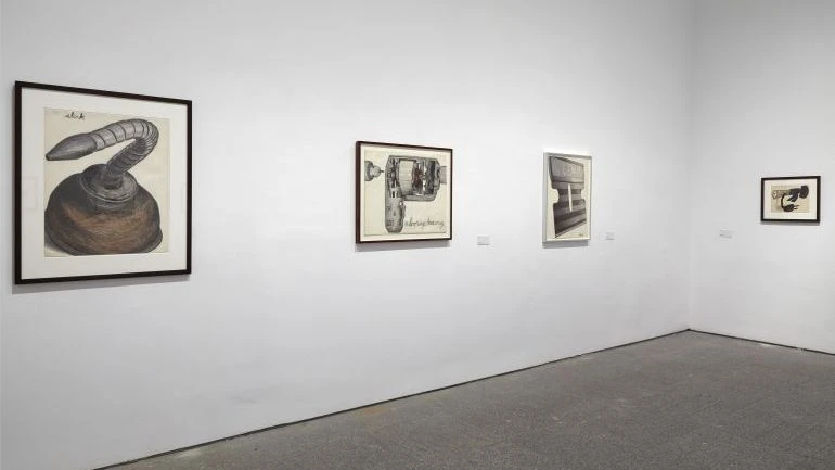 Vista de sala de la exposición Lee Lozano. Forzar la máquina