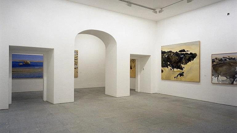Vista de sala de la exposición Gilles Aillaud, 1991