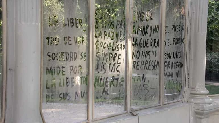 Vista de sala de la exposición. Maja Bajevic. Continuará, 2011