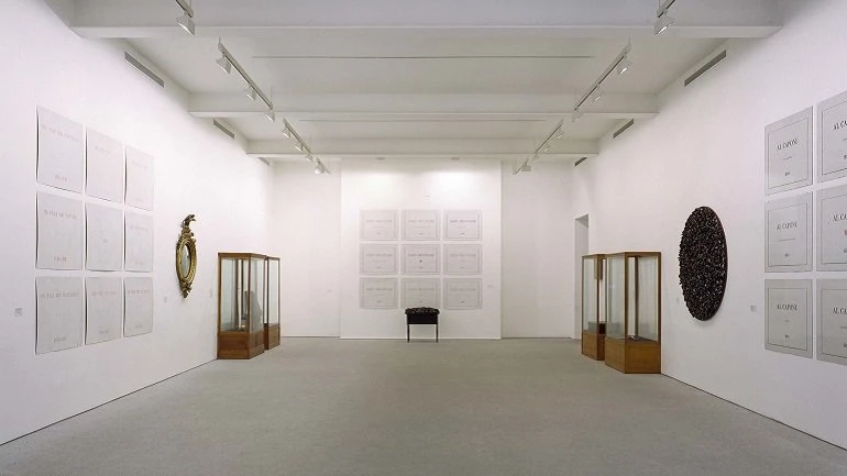 Vista de sala de la exposición. Marcel Broodthaers, 1992