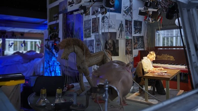 Janet Cardiff & George Bures Miller. El hacedor de marionetas, 2014
