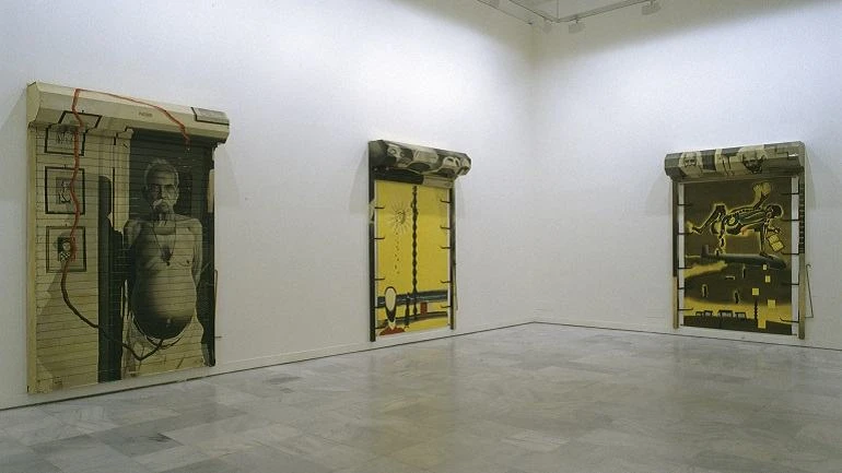 Vista de sala de la exposición. Atul Dodiya. E.T. y los otros, 2002
